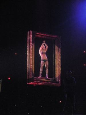 normal_britney-spears--large-msg-124112215997.jpg